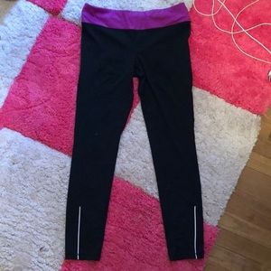 Women’s athletic leggings